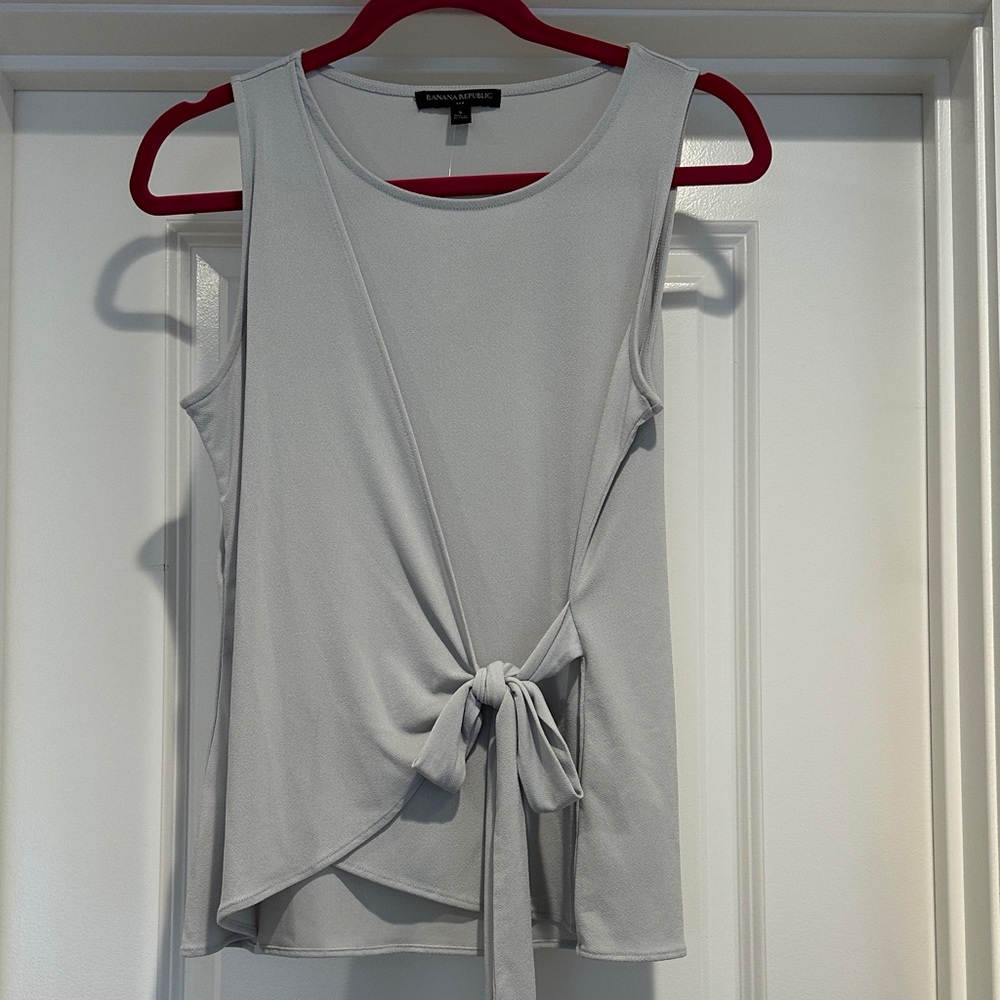 Banana Republic Light Gray Tie-Front Tank Top